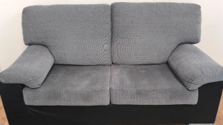 SOFA 3 PLAZAS COMODO EN BUEN ESTADO