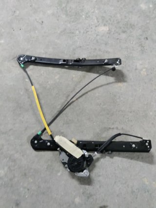 Elevalunas delantero derecho BMW E46 con motor