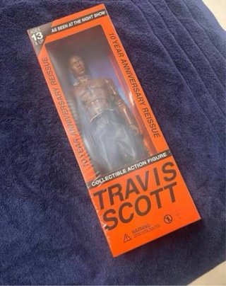 Figura de Acción Travis Scott 10 Aniversario
