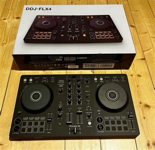 Controladora Pioneer DDJ-FLX4