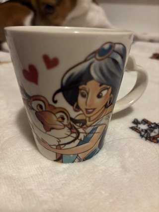 Taza de Jasmine y Rajah (Aladdín) disney Japón