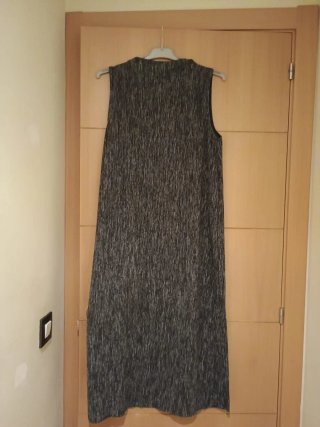 Vestido midi negro