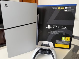 PS5 Slim Digital Edition 825GB