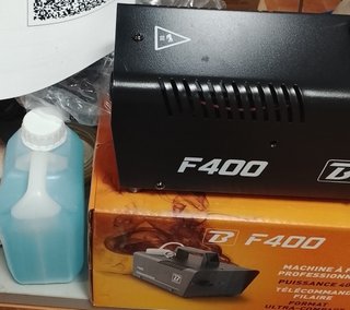 Máquina de Humo F400 400W con Líquido