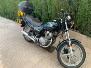 Moto Honda CB 250 Two Fifty
