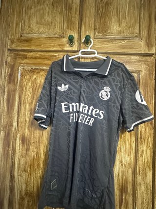 Camiseta Real Madrid Gris Mbappé 9
