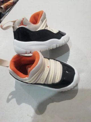 Zapatillas Air Jordan Retro para Bebé Talla 21