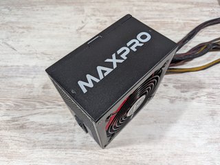 Fuente Enermax MAXPRO 700 (700W)