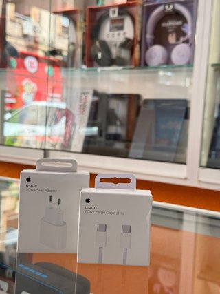 Cargador y Cable USB-C Apple alos dos 30 €