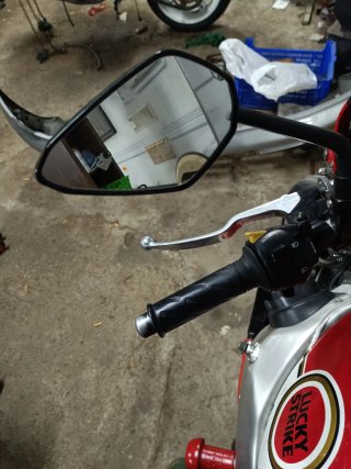 Espejos Barracuda para Moto Naked
