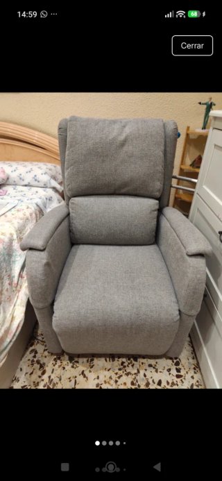 Sillón de tela gris eléctrico