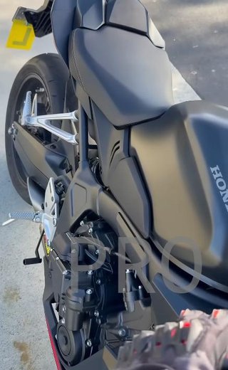 Tubo de escape Akrapovic Honda CB650R