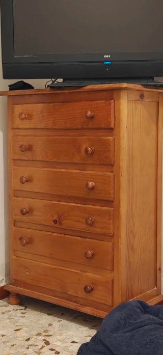 Cómoda de madera