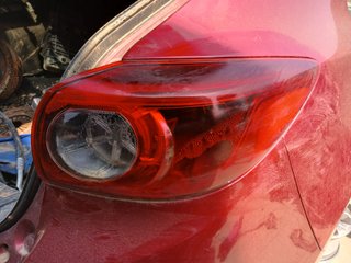 PILOTO TRASERO DERECHO Mazda 3 Berlina / Sedán (BM/BN)(07.2013->)