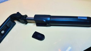 Trípode con Mando Bluetooth