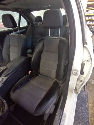 ASIENTO DELANTERO IZQUIERDO Mercedes-Benz Clase C (BM 204) Familiar (09.2007->)