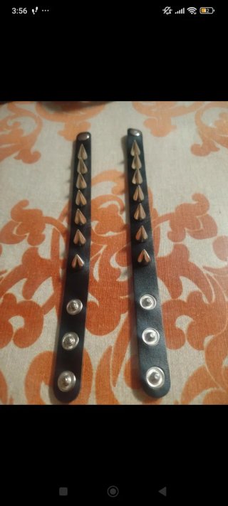 2 Braccialetti Punk con Borchie