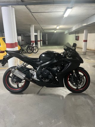Suzuki GSXR 600 K7