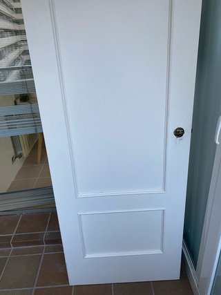 Puerta de Madera Maciza pintadas en blanco