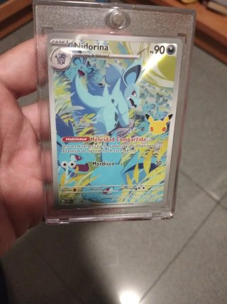 Carta Pokémon Nidorina - Celebraciones