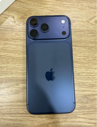 iPhone 17 Pro Max Azul