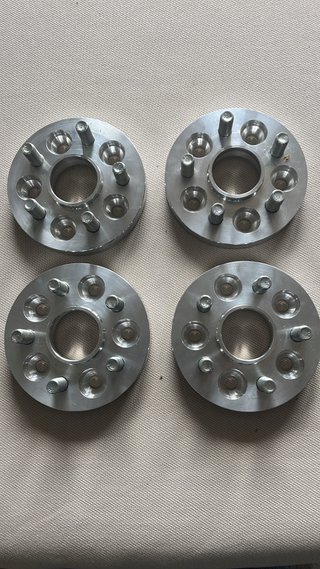 4 Adaptadores de 20mm 5x108 a 5x100