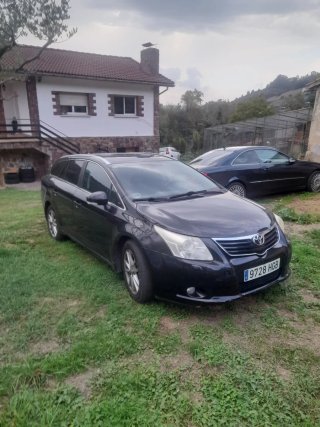 Toyota Avensis 2011