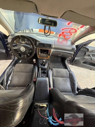 SALPICADERO Volkswagen Passat Berlina (3B3)