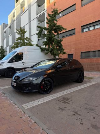 SEAT Leon cupra R