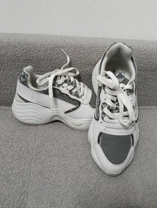 Zapatillas Emporio Armani Blancas y Grises