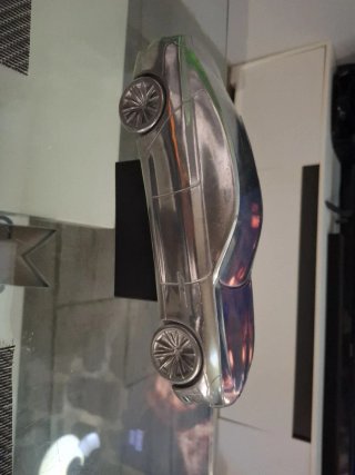 Maqueta BMW de Aluminio Fundido
