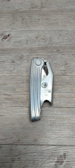 Estribera Trasera Izquierda Vespa GTS 300