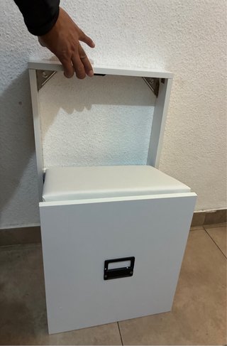 Silla Plegable de Pared Blanca
