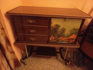 Mueble Bar y TV Vintage ( solo hablar interesados)