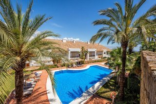 Casa adosada en venta en La Cala Golf - Lagar Martell en Mijas