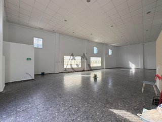 Nave industrial en venta en San Francisco en Lucena