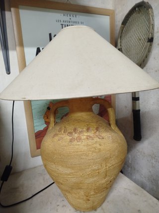 Lámpara de mesa de cerámica