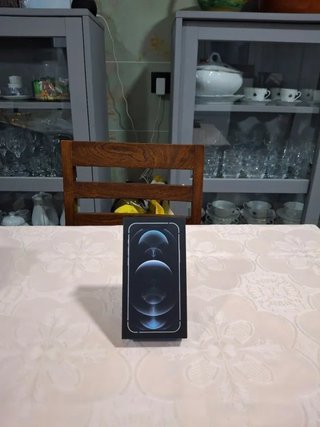 Caja iPhone 12 Pro grafito
