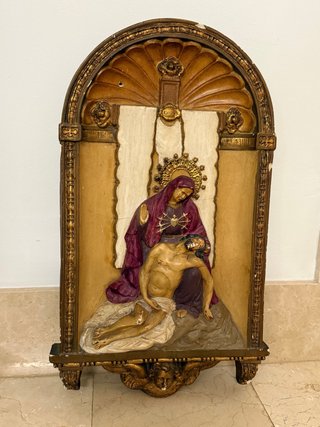 Antiguo Retablo Religioso de la Piedad