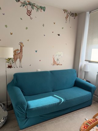 Sofá Cama de 3 Plazas con funda azul extra