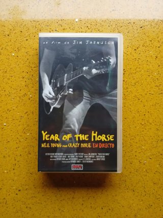 Neil Young & Crazy Horse (vhs)