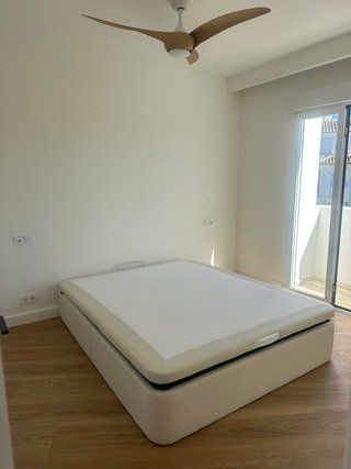 Canapé Tapizado Beige SIN UTILIZAR