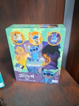 Luz LED Stitch para colorear
