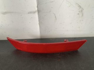 Seat 55957 6f9945105 reflector paragolpes arona kj
