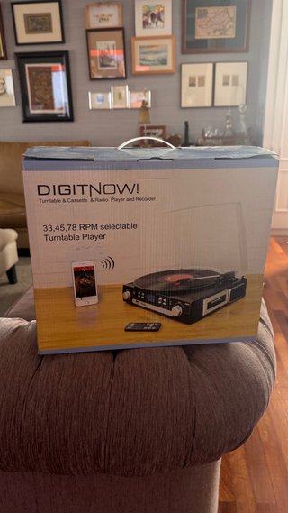 Tocadiscos DIGITNOW! con Radio y Casete