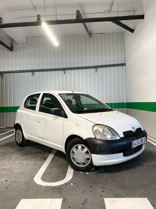 Toyota Yaris 2001