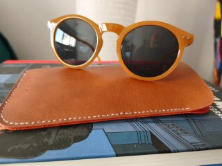 Gafas de sol amarillas