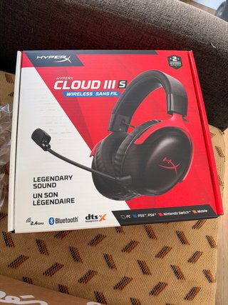 Auriculares HyperX Cloud III Wireless