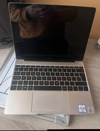 Huawei MateBook 13 Intel Core i5 10ª Gen-2K