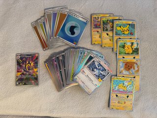 70 Cartas Pokémon 30 Aniversario Sin Repetir